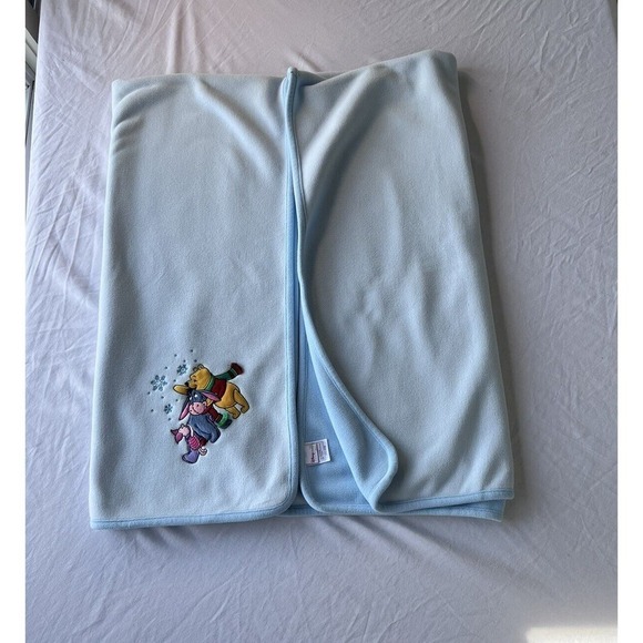 Disney Store Exclusive Winnie The Pooh 50x60 Blue Blanket Winter Embroidered - Picture 3 of 7